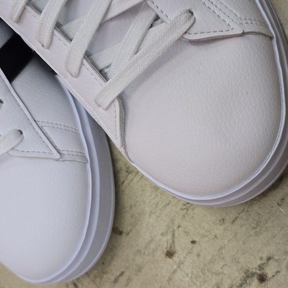 Adidas White and Black Sneakers - Picture 3 of 6